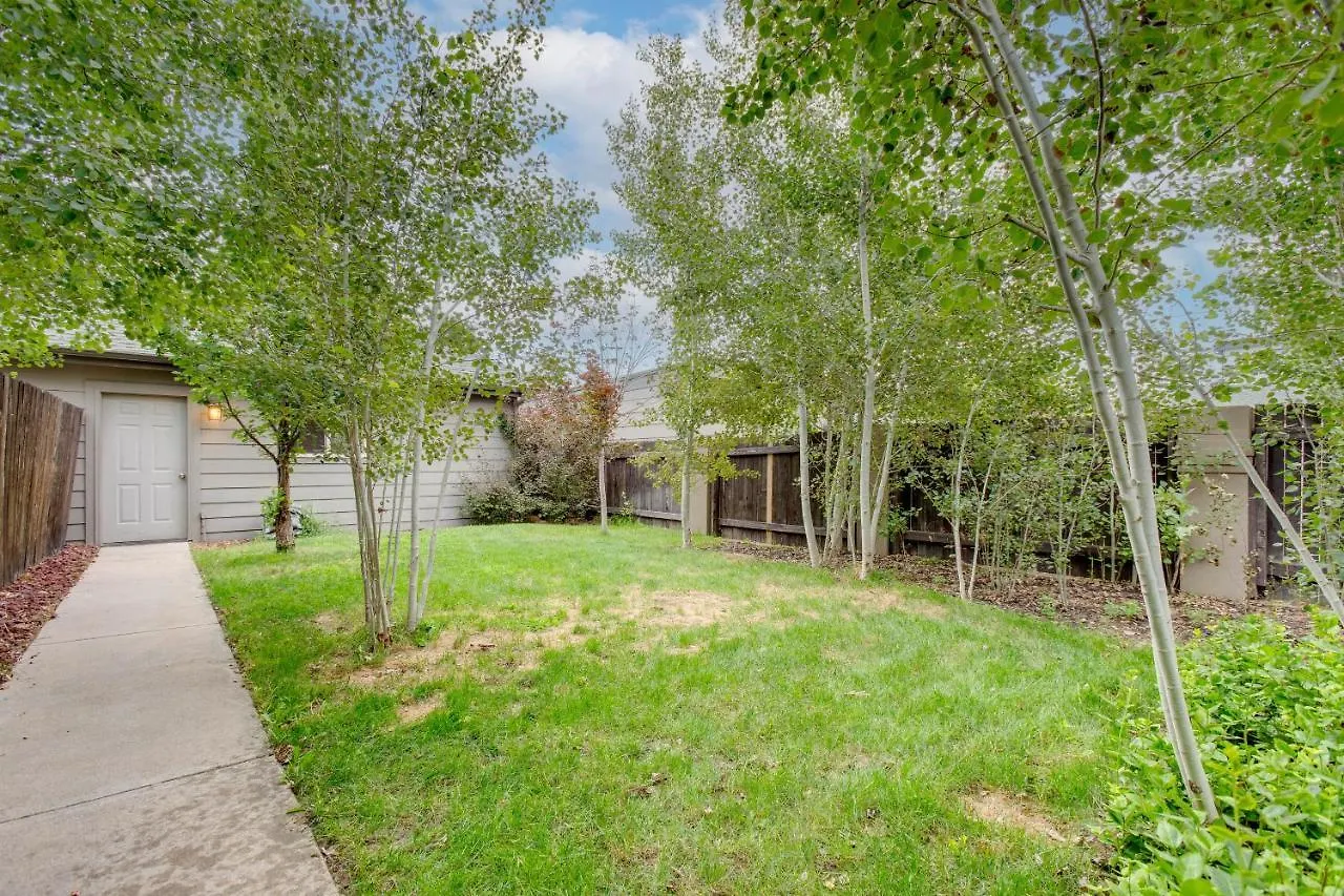Stylish Denver Retreat With Patio, 1 Mi To Downtown! Feriehus